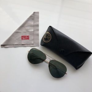 SOLD ON DEPOP Ray-Ban Large Aviator Sunglasses